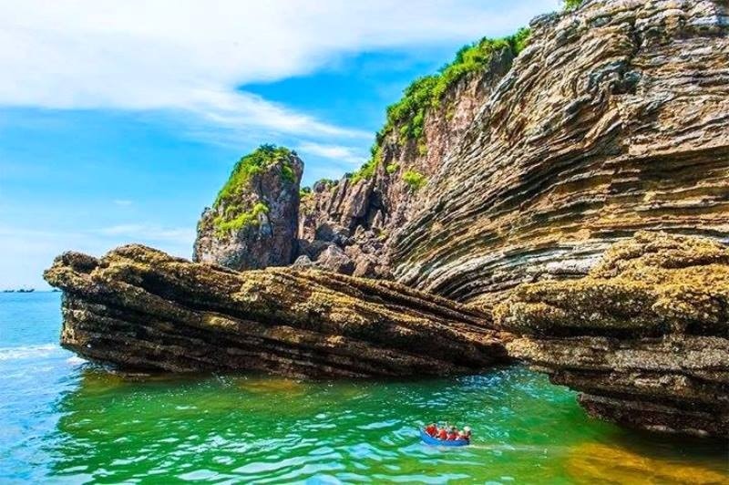 Biển Quỳnh vẫn giữ được nét hoang sơ, thơ mộng (Ảnh: Beach Quỳnh Resort)